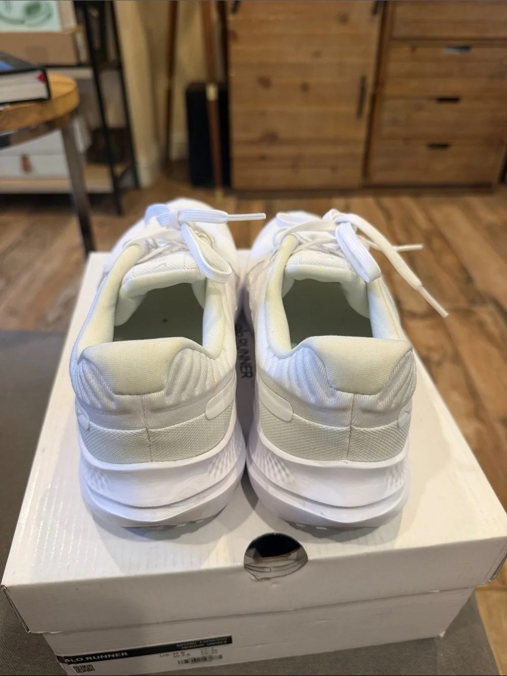 Nike White Running Sneakers Nike quest 5 size 8